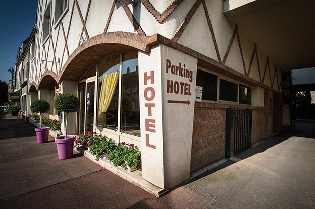 Hotel Anne De Beaujeu Gien Pokoj fotografie